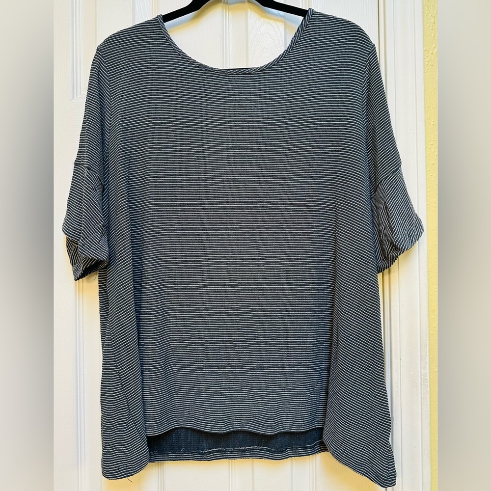 LC Lauren Conrad Navy & White Striped Short Sleeve Top